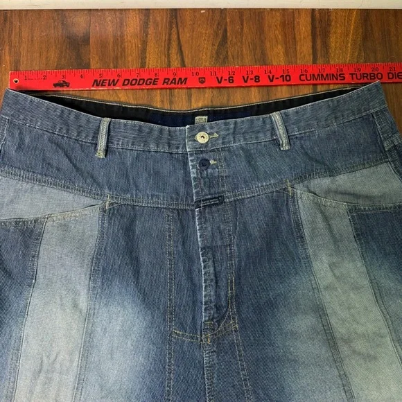 Sold - Picture 3 of 7